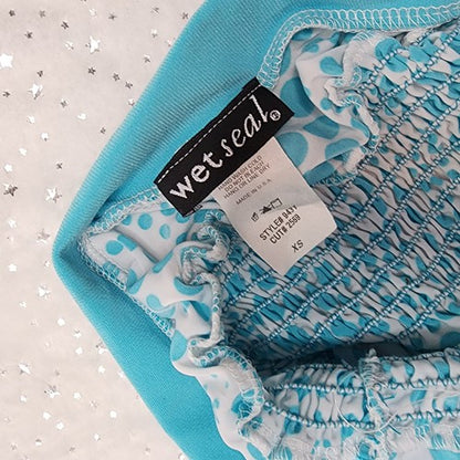 Wetseal top with blue dots